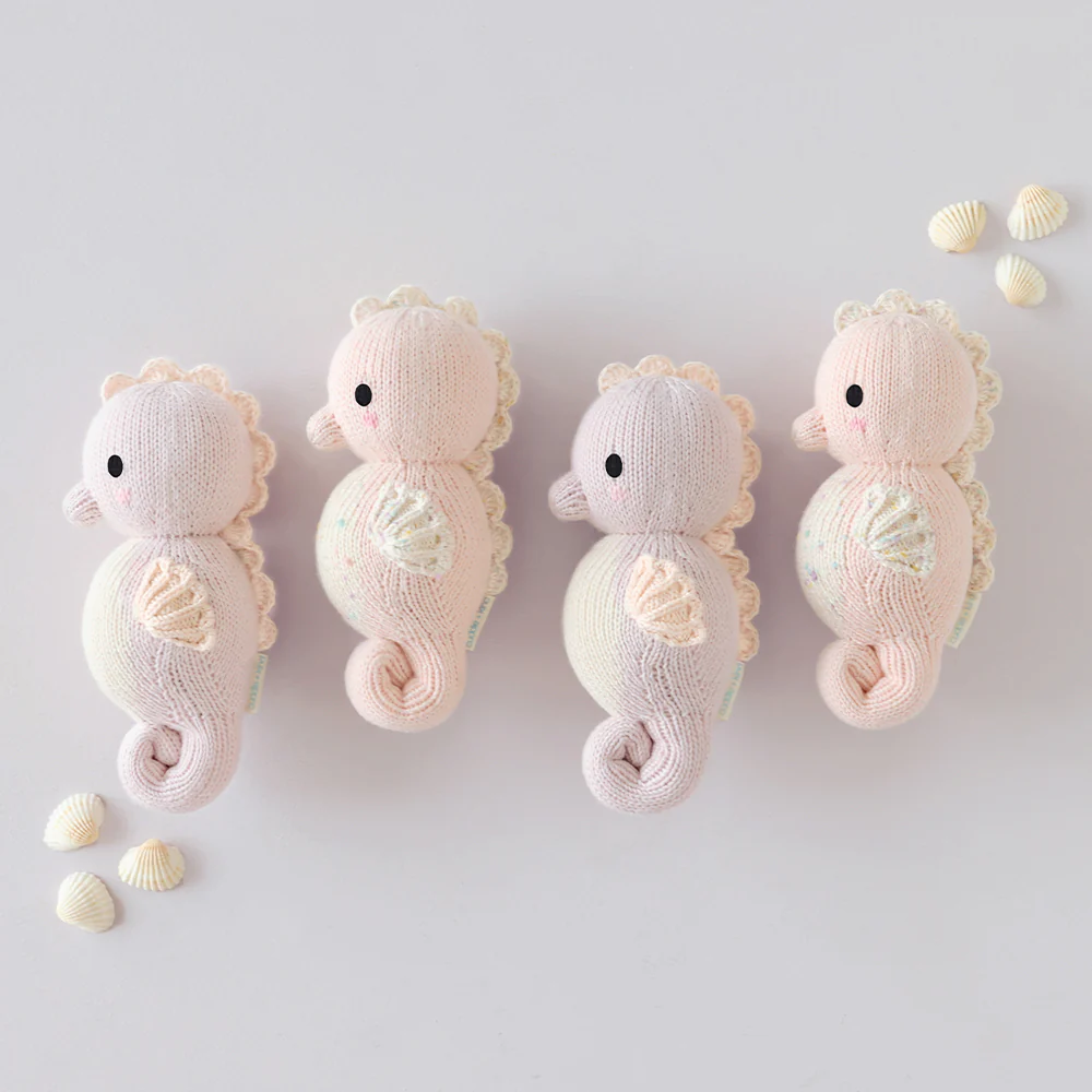Baby seahorse (lilac) - Image 5