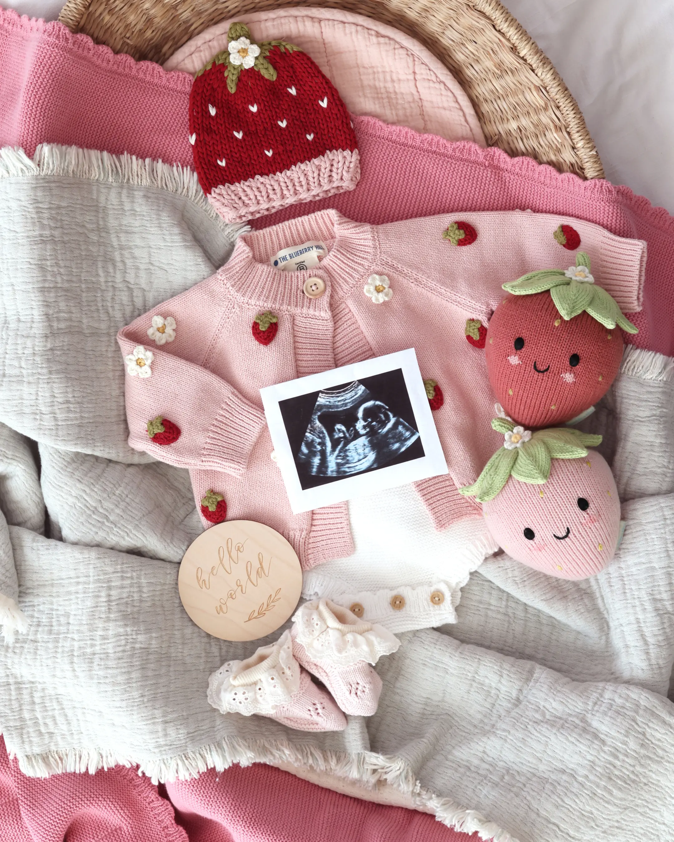 Baby strawberry (blush) - Image 8