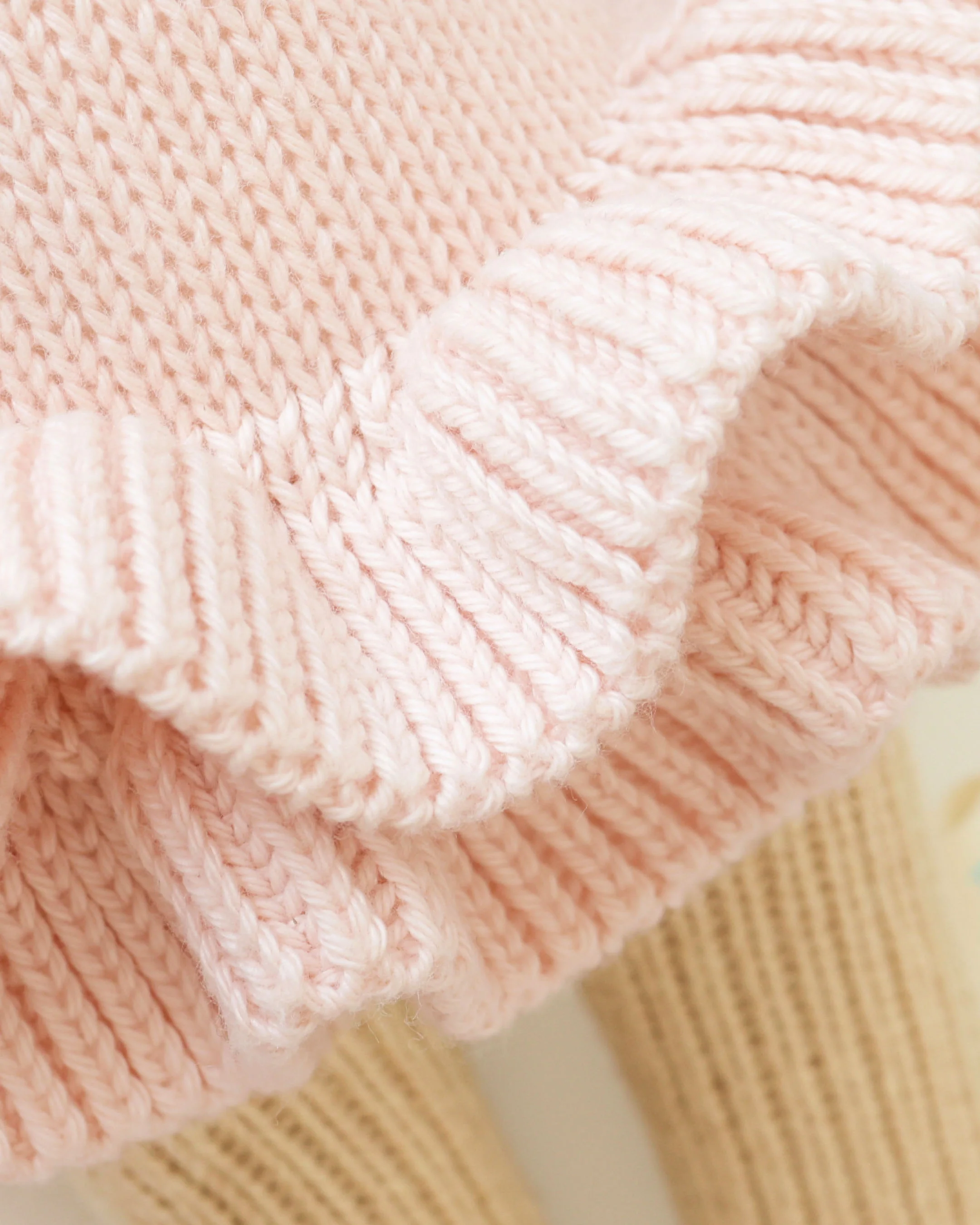 Evelyn the golden puppy (ballet pink) - Image 2