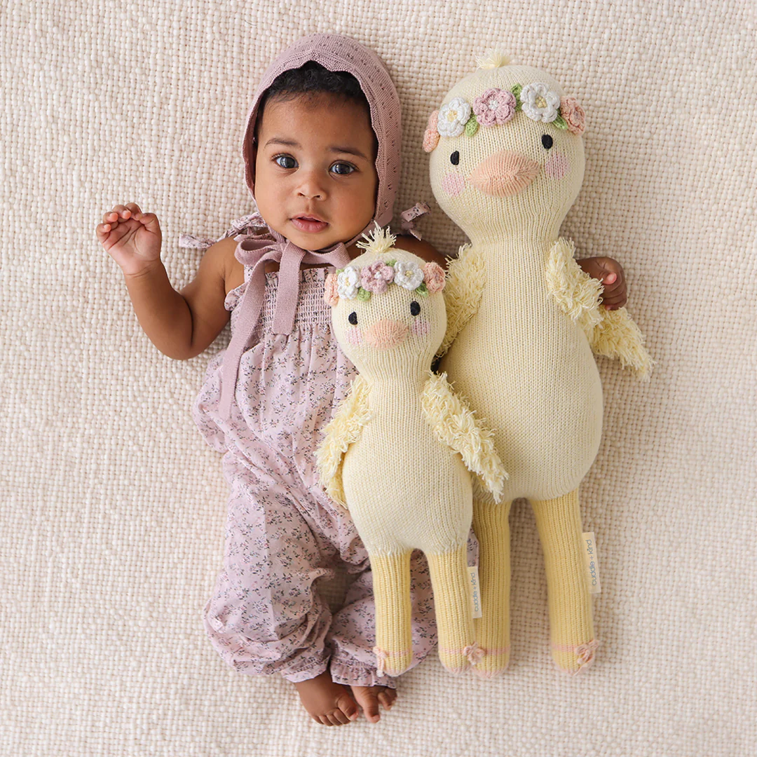 Flora the duckling (mauve) - Image 6
