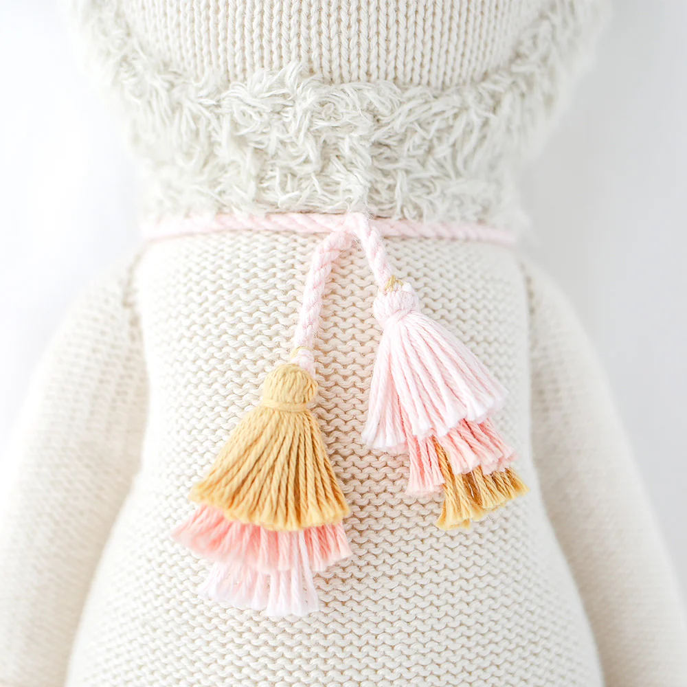 Lola the llama - Image 3