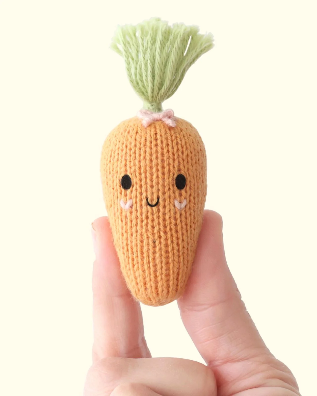 Tiny baby carrot - Image 3