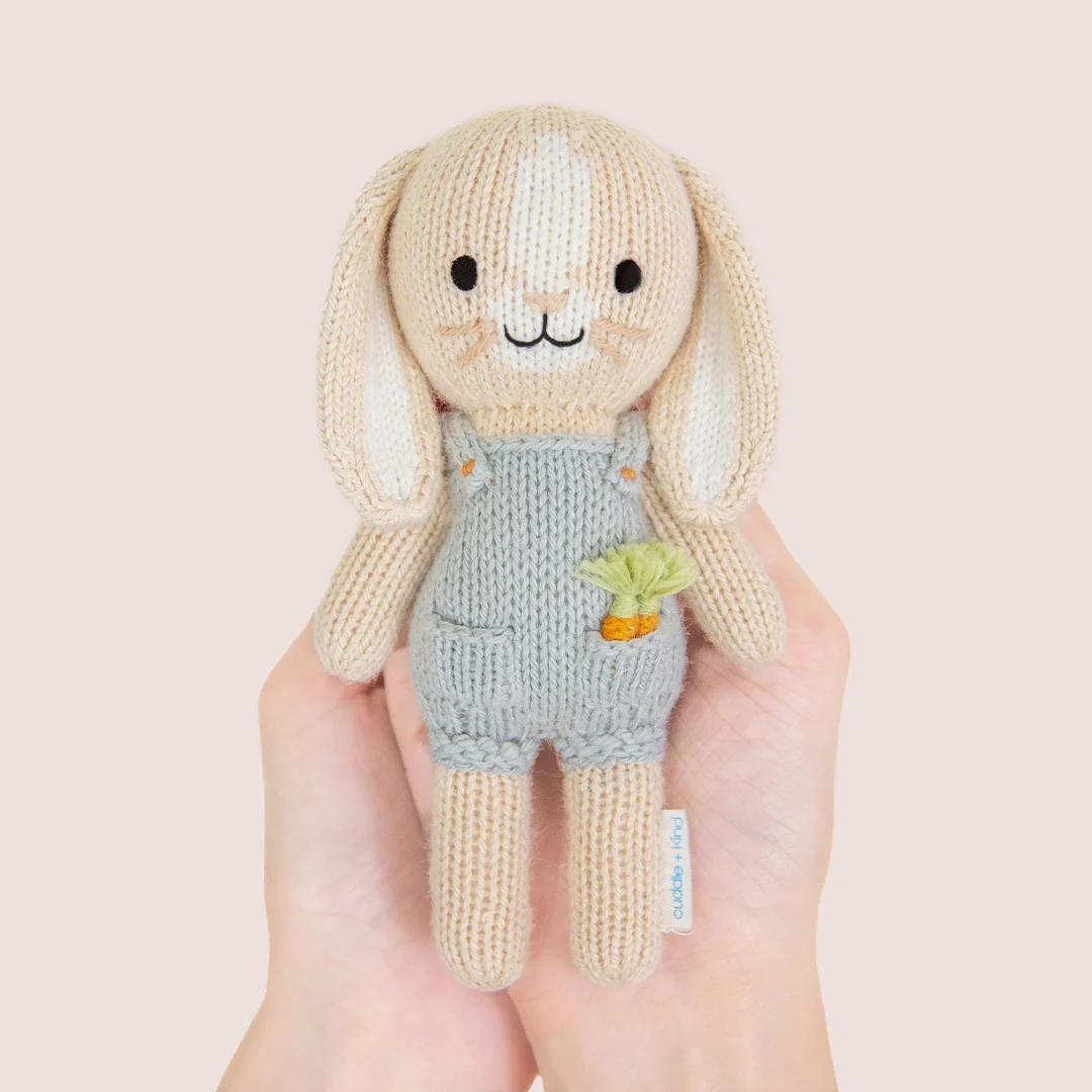Tiny Henry the bunny - Image 7